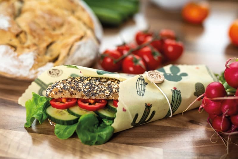 Belegtes Brot in beefoodwrap statt Plastikfolie.